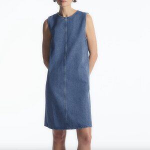 NWOT Cos paneled denim shift dress - size 4